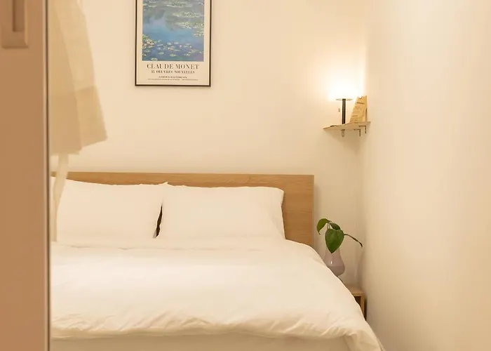 The Serenity 1961 #2mins Walk To Gyeongbokgung Palace Station #2rooms 3beds #gwanghwamun #seochon Family Trip Seul